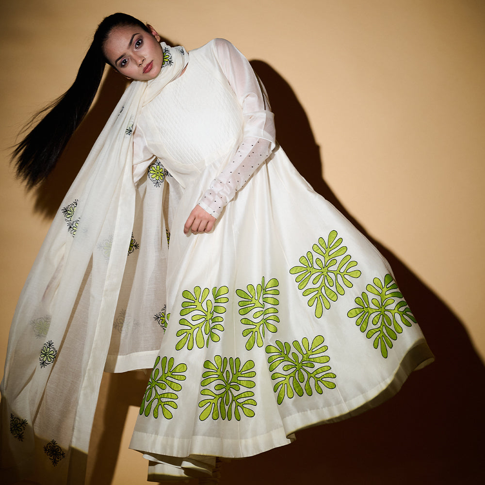 An Ivory Story - LEAF