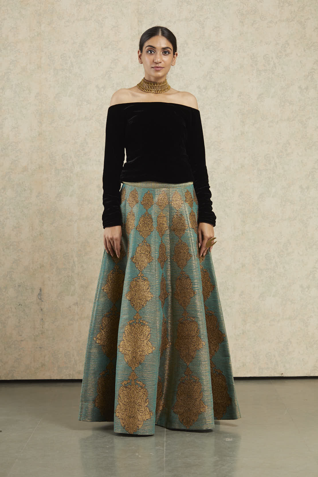 Gold Dust - Aqua zari